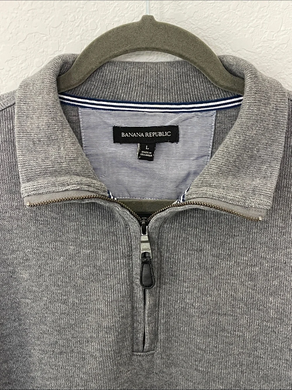 Banana Republic Men’s L Gray 1/4 Zip Pullover Cotton Navy Elbow Patch